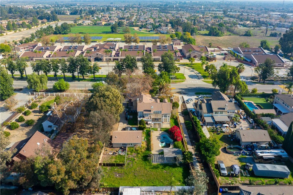 7168 Etiwanda, Rancho Cucamonga