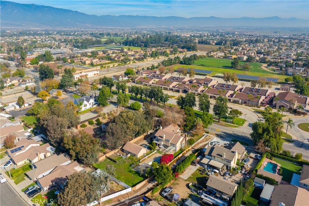 7168 Etiwanda, Rancho Cucamonga