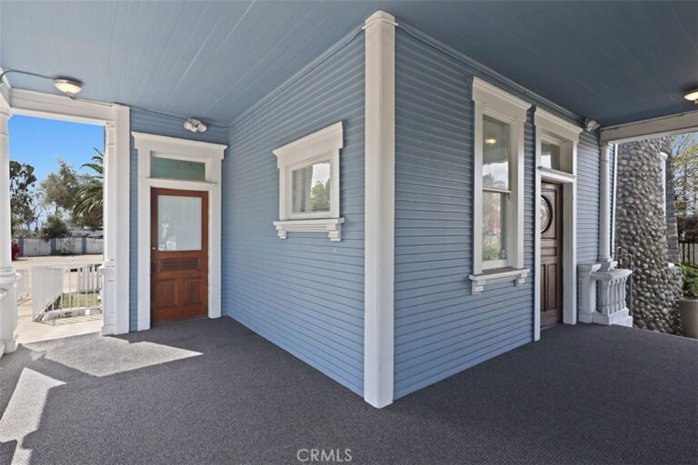 961 W Holt, Ontario