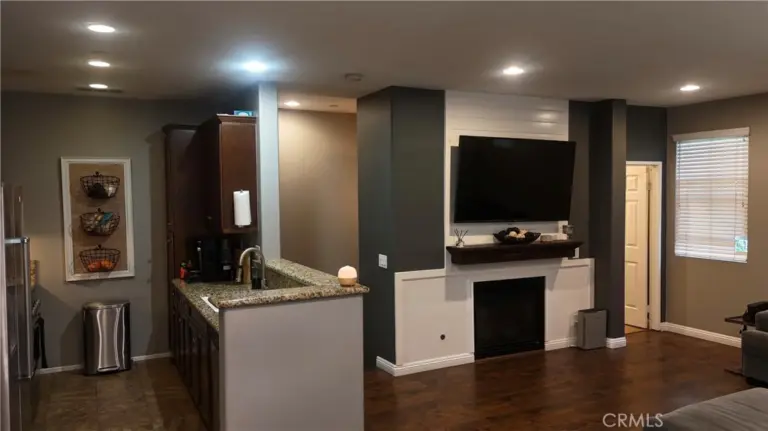 12450 Travanca Lane, Eastvale