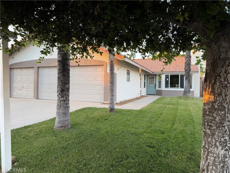 14958 Granada Avenue, Fontana