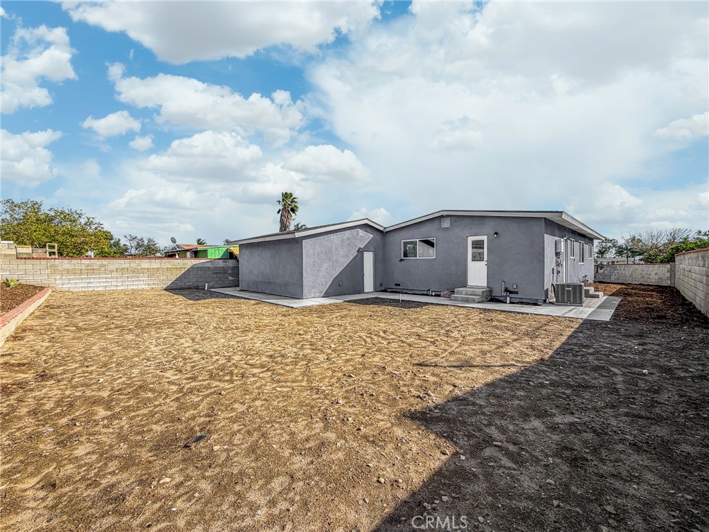 17748 Owen Street, Fontana