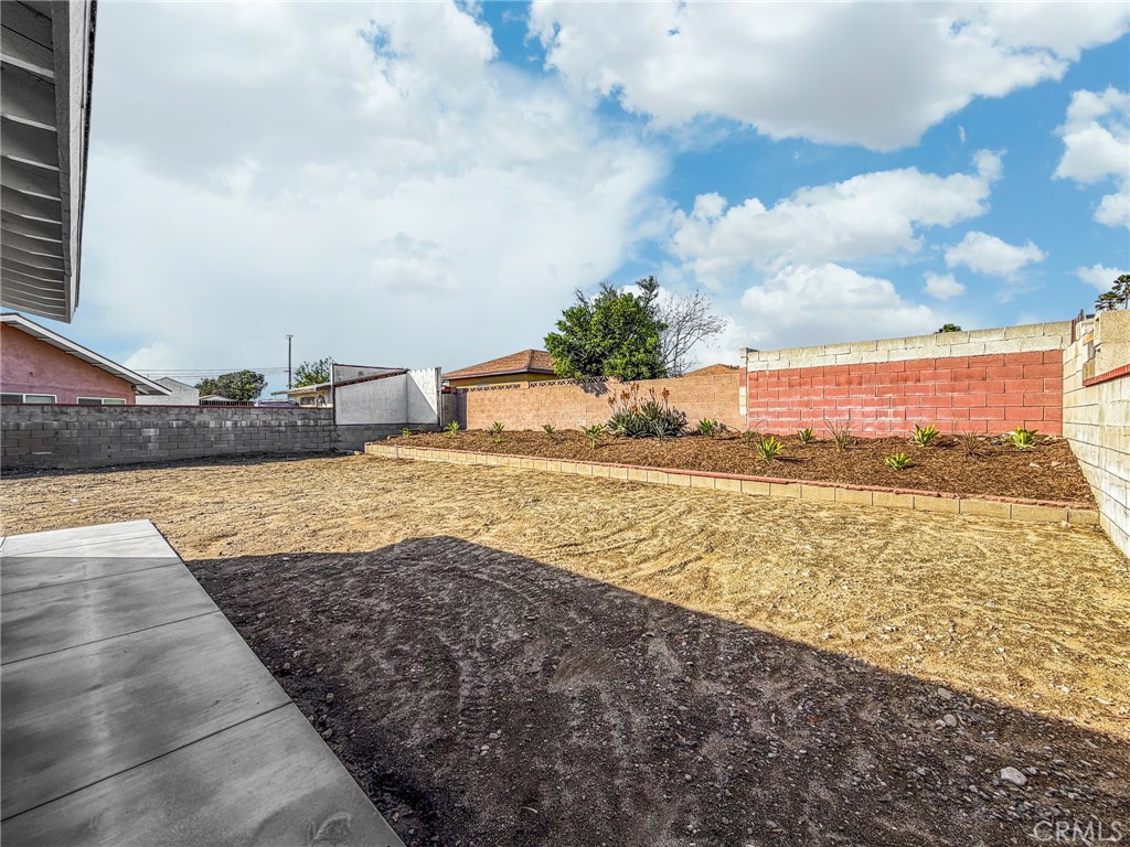 17748 Owen Street, Fontana
