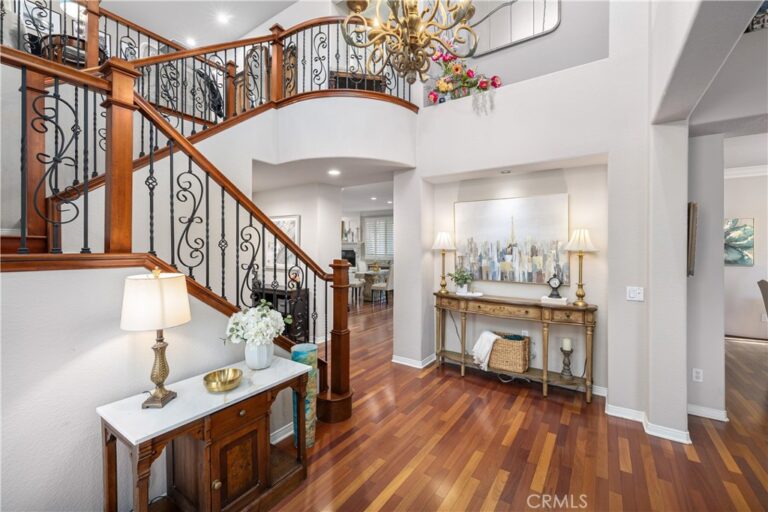2398 Meadow Glen, La Verne