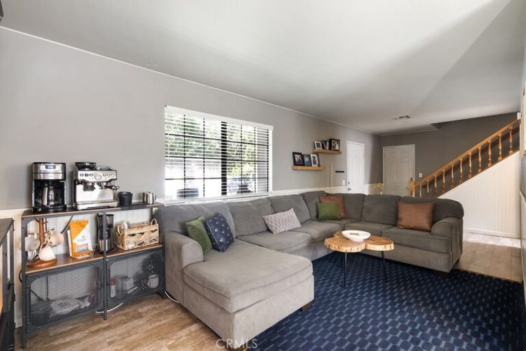 304 S Minnesota, Glendora