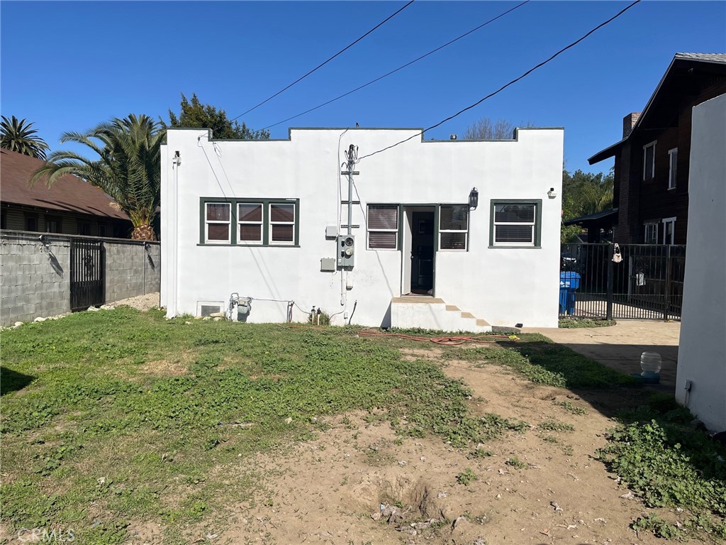 412 E Columbia, Pomona