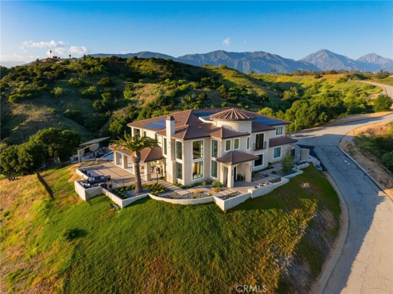 4485 Broken Spur Road, La Verne