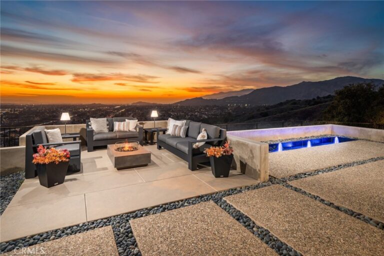 4485 Broken Spur Road, La Verne