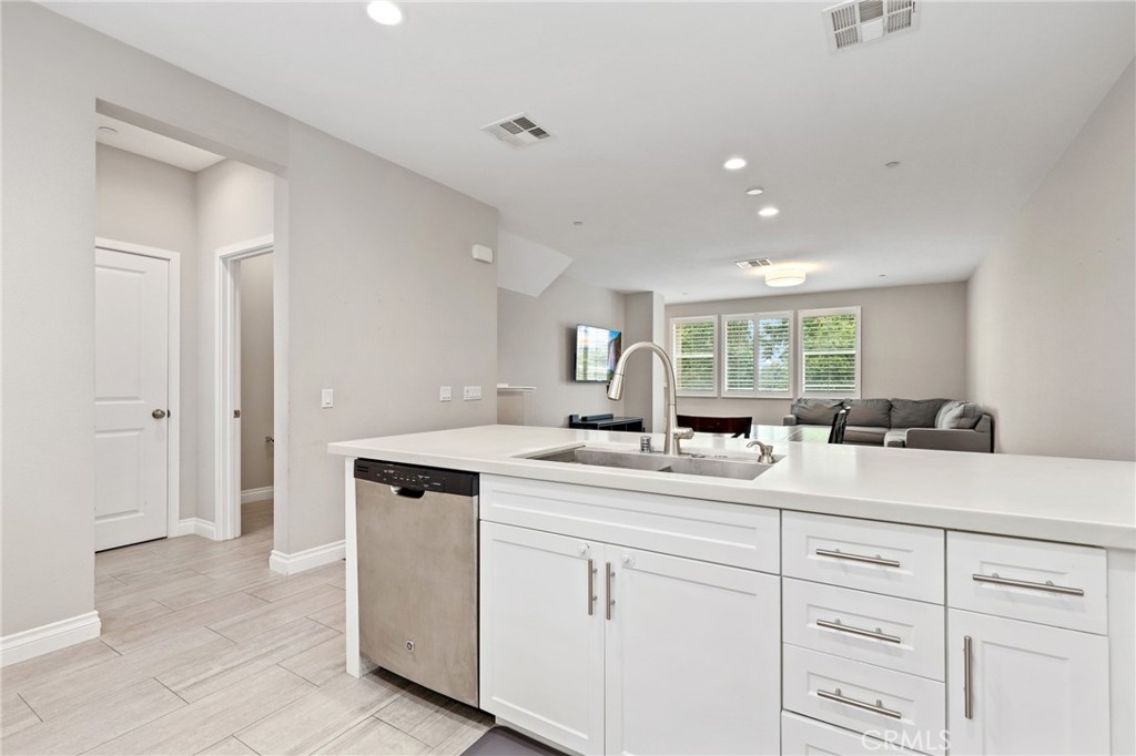 649 W Foothill Boulevard #2, Glendora