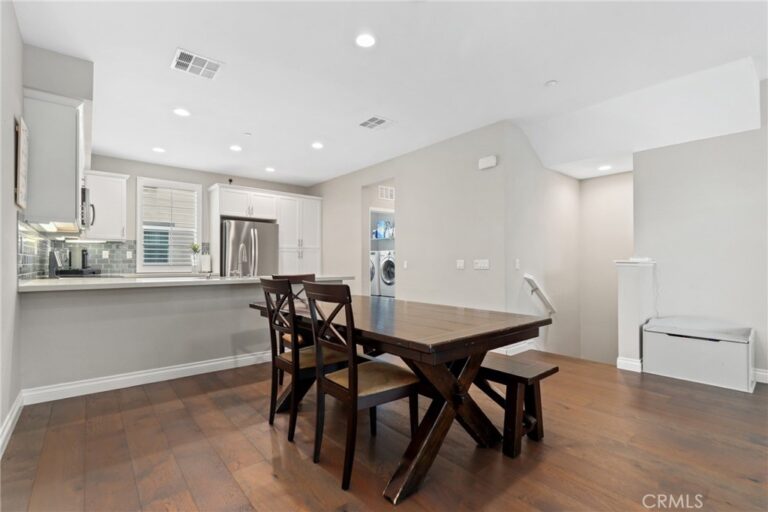 649 W Foothill Boulevard #2, Glendora