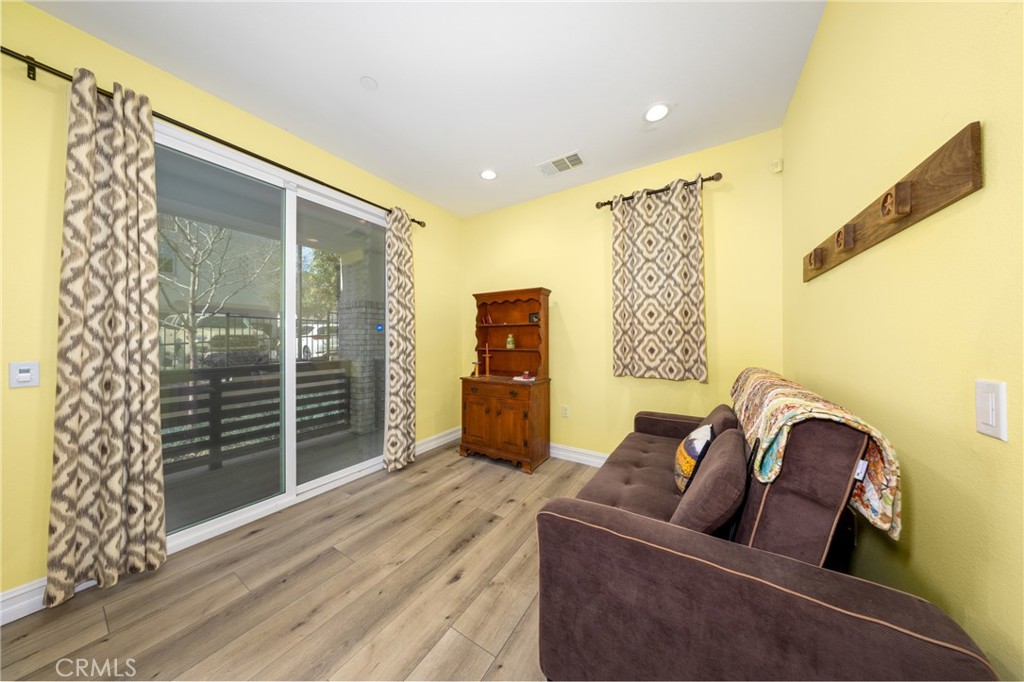 7358 Luminaire, Rancho Cucamonga
