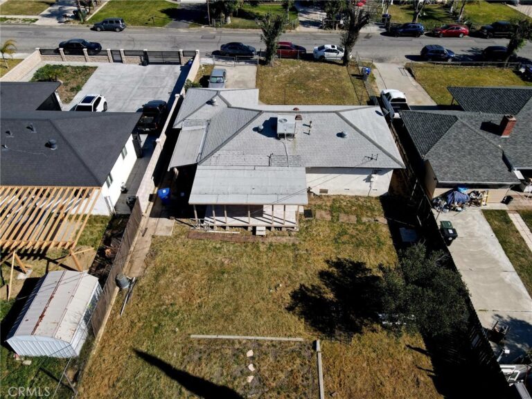 9454 Frankfort Avenue, Fontana