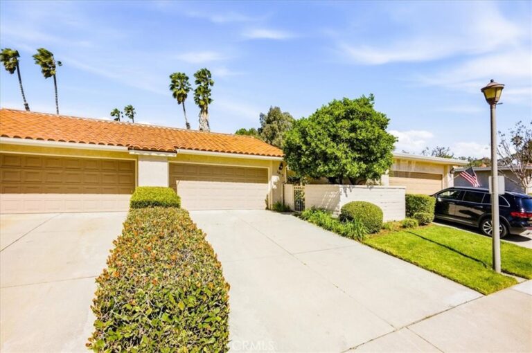 1015 Pebble Beach, Upland