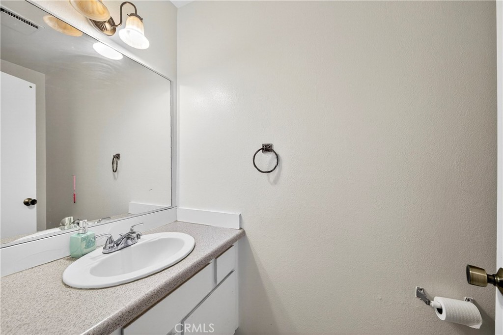 1218 S Cypress Avenue #B, Ontario