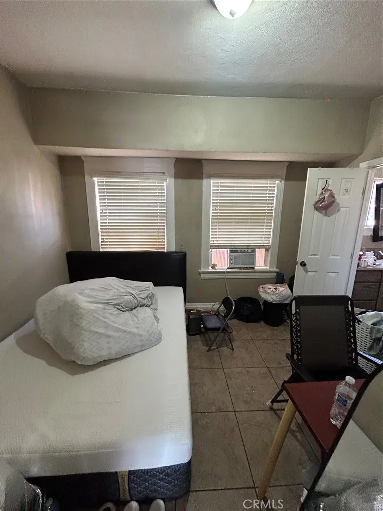 13085 5th, Chino