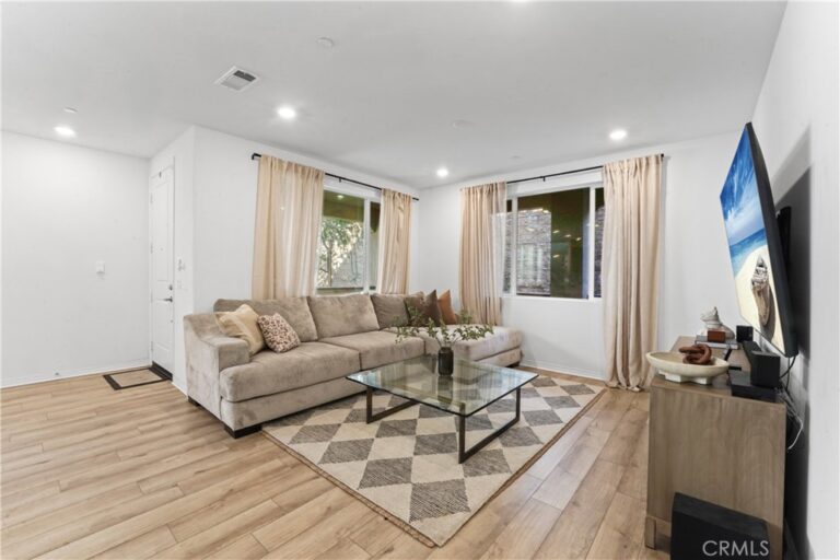 15232 Horizon Street #4, Fontana