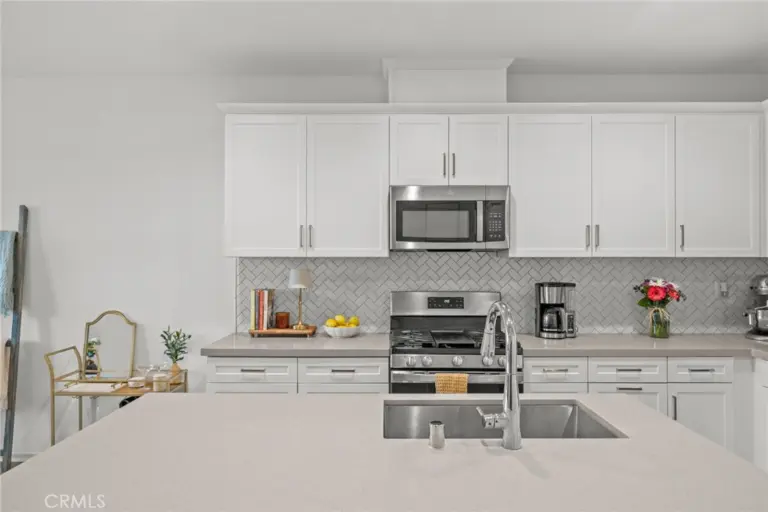 16025 Main Street, Chino