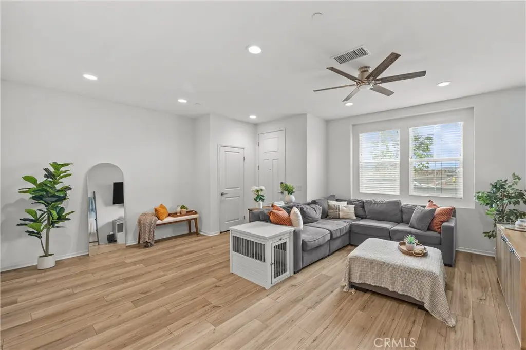 16025 Main Street, Chino