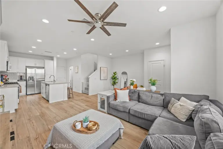 16025 Main Street, Chino