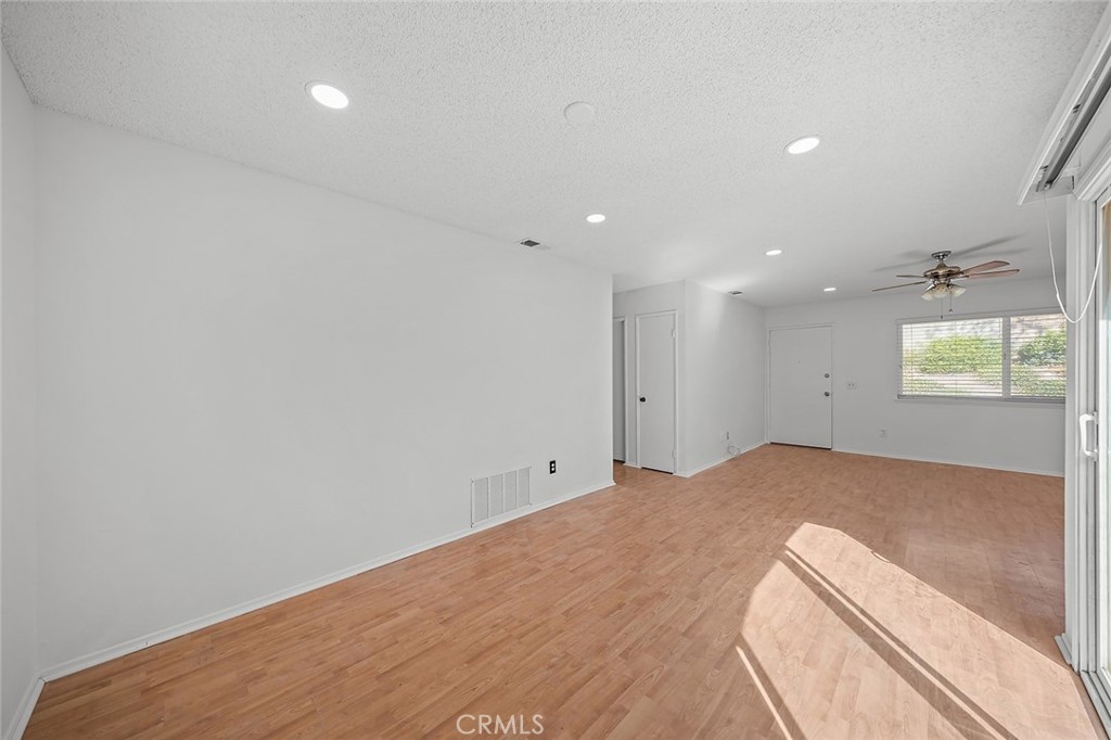1672 Carmel, Upland