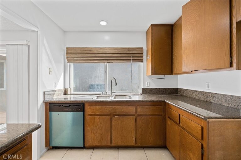 1672 Carmel, Upland