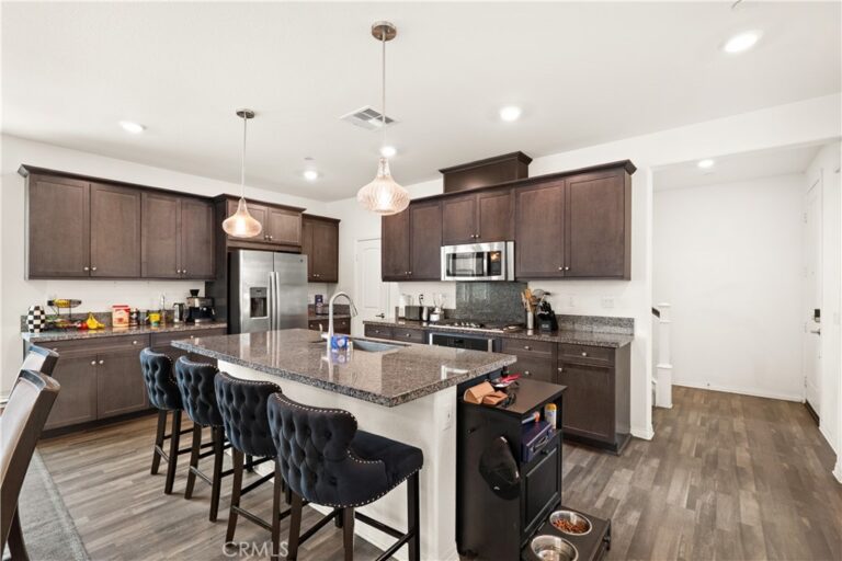 16744 Stags Leap Lane, Fontana
