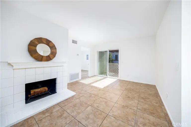 23611 Golden Springs #I12, Diamond Bar