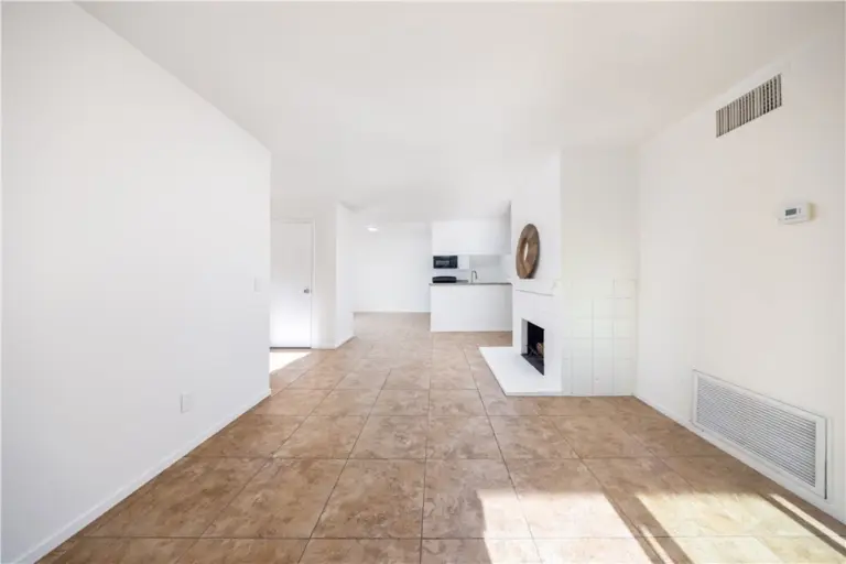 23611 Golden Springs #I12, Diamond Bar