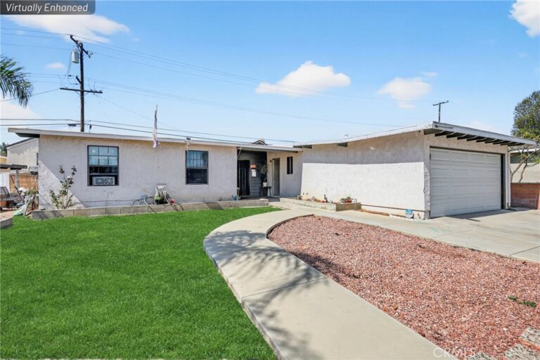 2415 Merrywood, Pomona