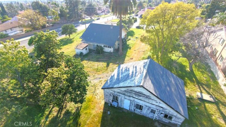 425 E 24th, Upland