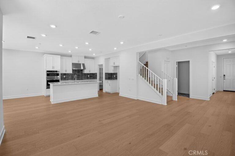 475 Citrus Oak Road, Glendora