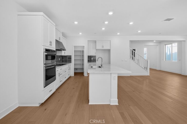 475 Citrus Oak Road, Glendora