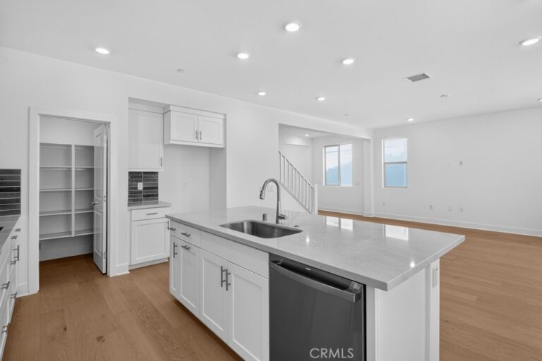 475 Citrus Oak Road, Glendora