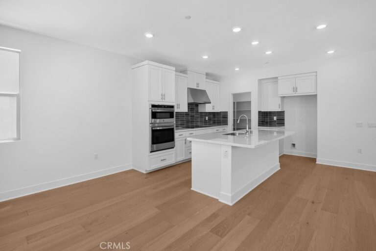 475 Citrus Oak Road, Glendora