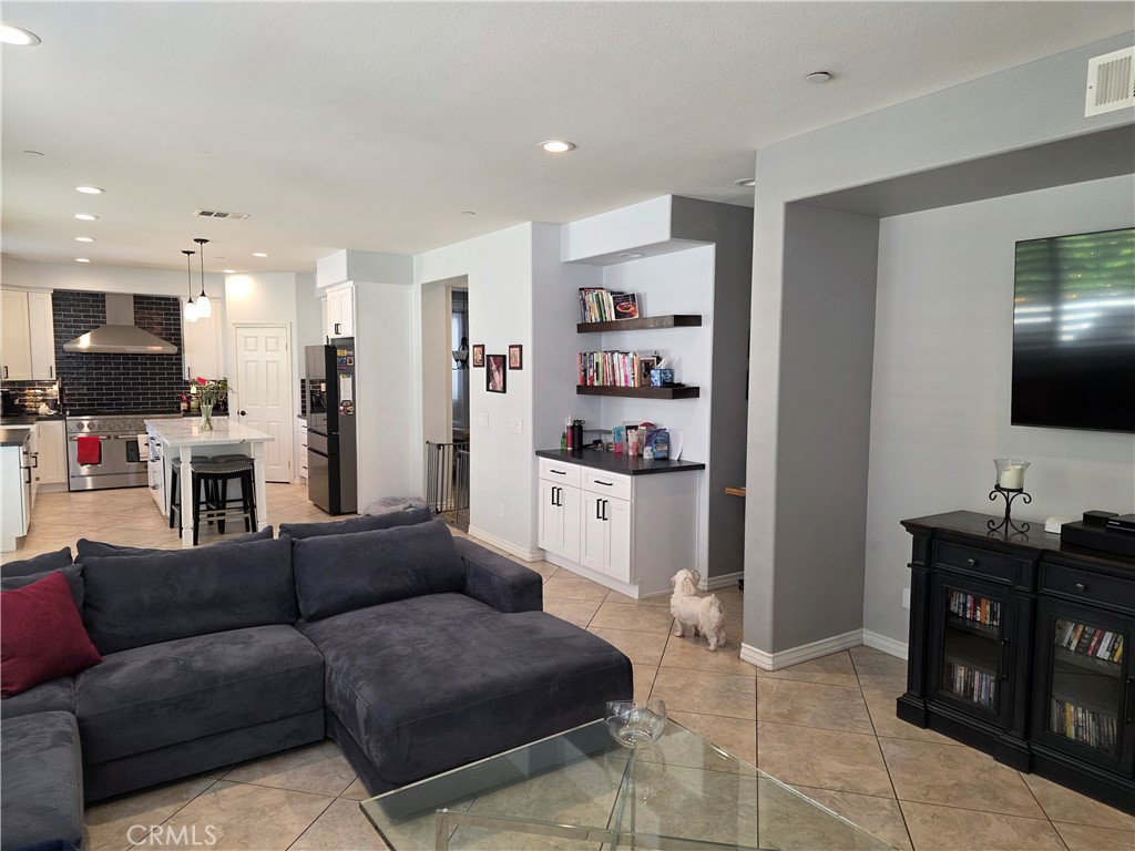 5448 Biella Court, Fontana