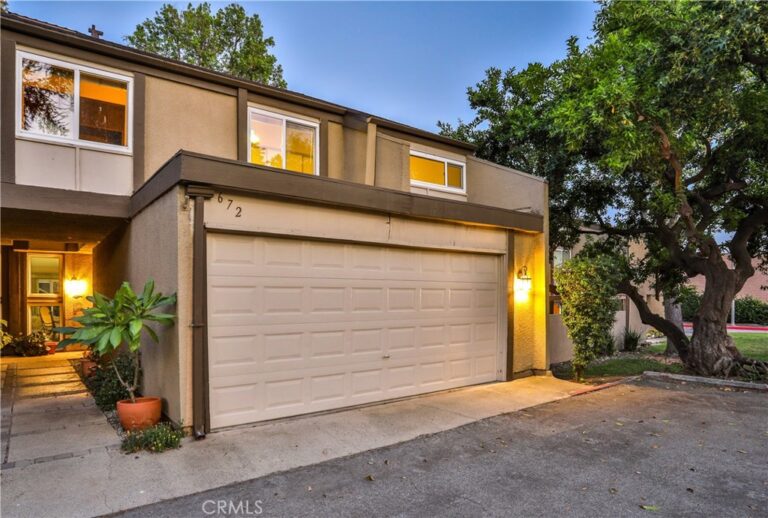 672 Greendale Lane, Pomona