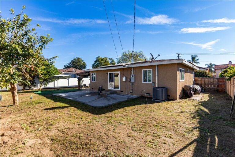 722 S Sycamore, Rialto