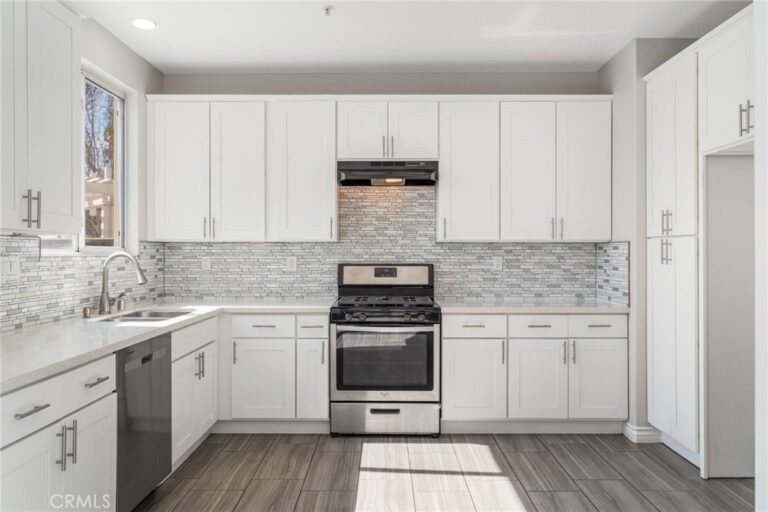 7375 Mcclellan Court, Fontana