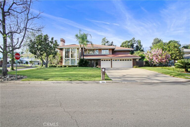 7954 Thoroughbred, Rancho Cucamonga