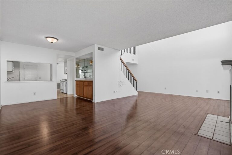 891 Connors Court, Claremont