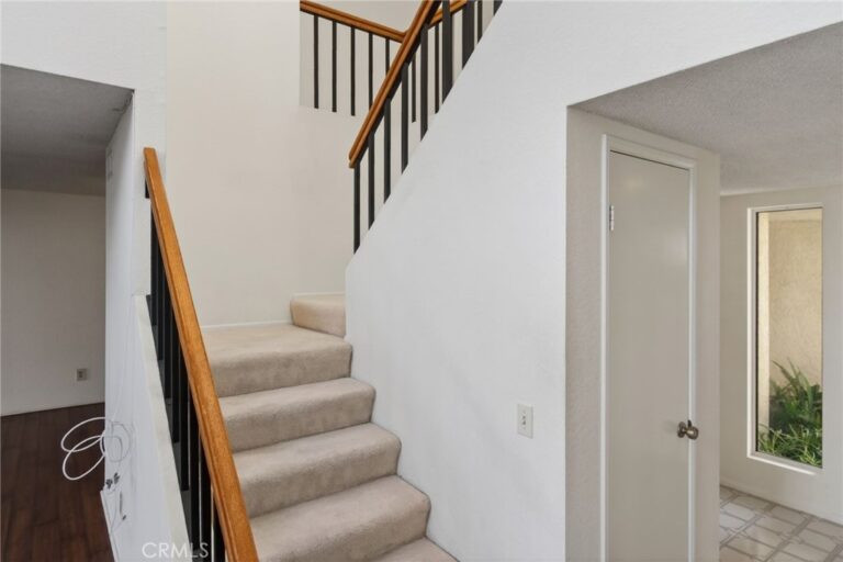 891 Connors Court, Claremont