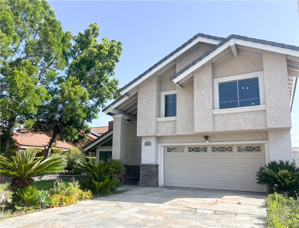 10 Bluff Point Circle, Pomona