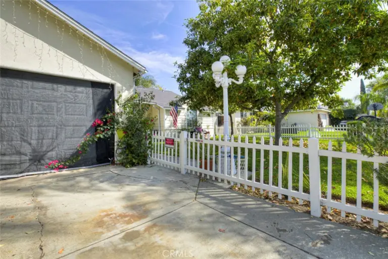 1029 E Galatea, Azusa