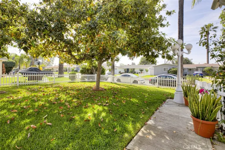 1029 E Galatea, Azusa