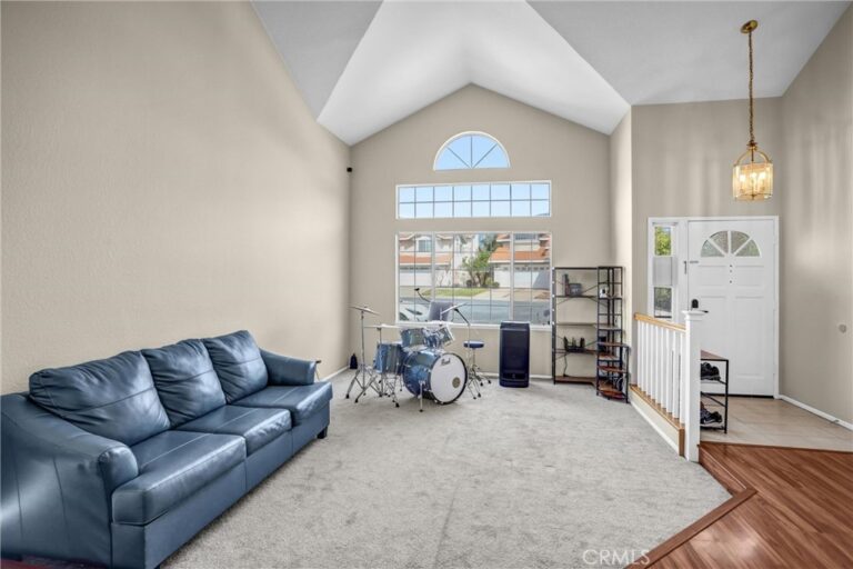 11599 Barrett, Rancho Cucamonga