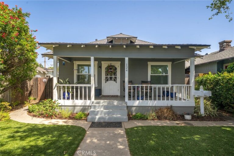 124 N Vista Bonita Avenue, Glendora