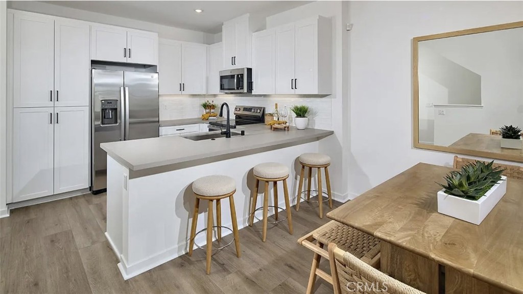 1308 W North Pinecrest Paseo, Ontario