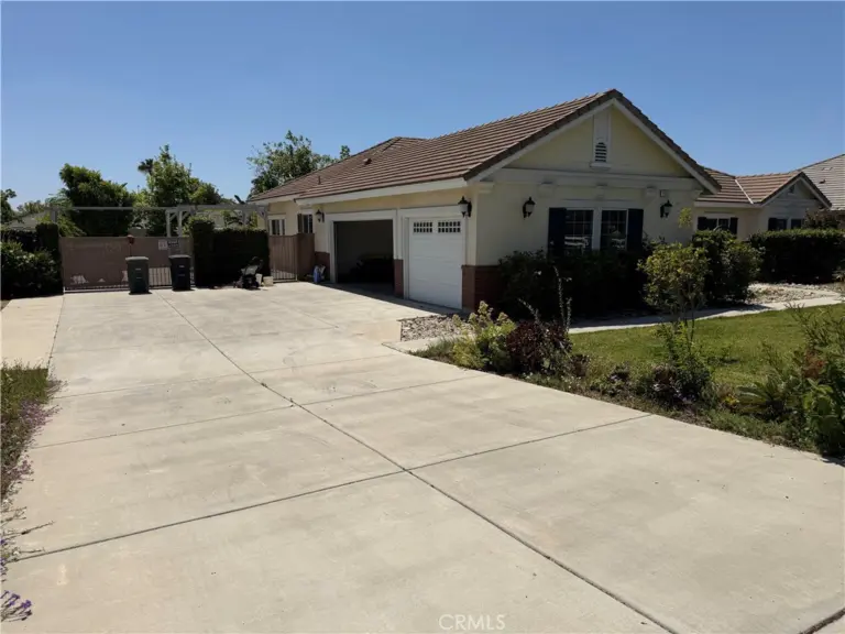1331 W Maitland, Ontario