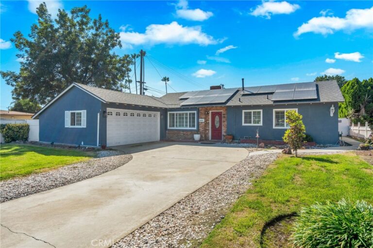 1333 Singingwood, Pomona