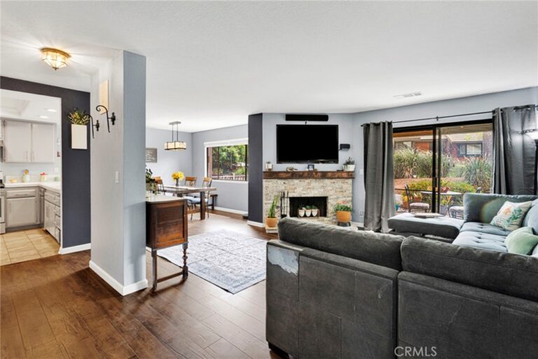 152 Cedar Creek, San Dimas